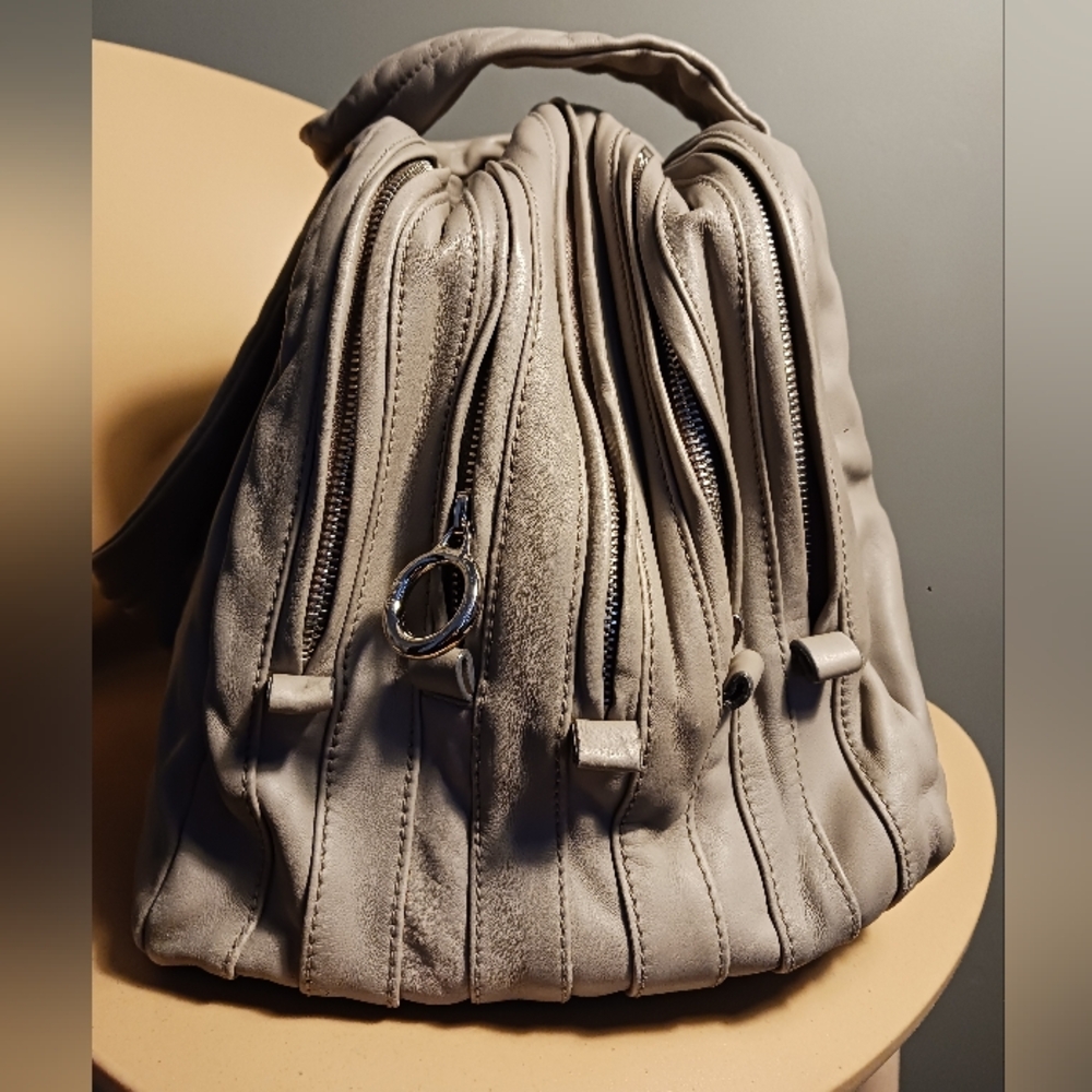 D&G LILLY SOFT gray, or taupe color travel bag - Picture 9 of 16